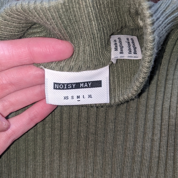 Noisy May Moss Green Bodycon Mock Neck Dress - Picture 2 of 2